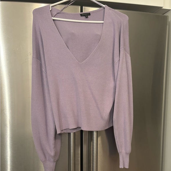 V neck sweater - Picture 1 of 1